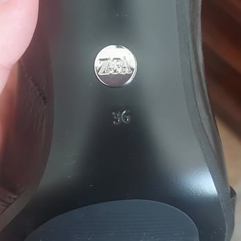 Zara'dan Aldığım Botlar Farklı Numaralarda Ve Kullanılmıştı