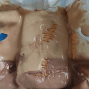 Algida Nogger Dondurma Tamamen Erimiş