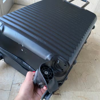 THY Hasarlı Bavul Ve Yerine Verilen Bavulun Da Kırılması