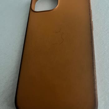 Apple Store Dan Almış Olduğum Kılıf