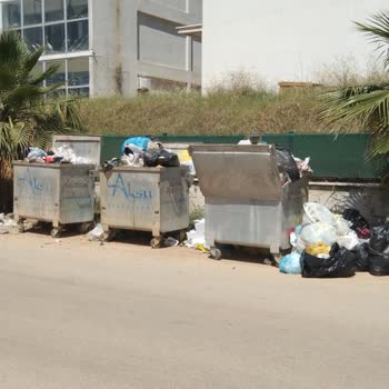 Aksu Belediyesi Çöp Alınmaması