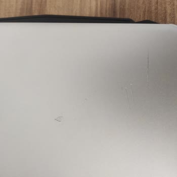 Casper Nirvana Casper Yetkili Servis Bilgisayarımı Tamir Etmeyip Hasar Verip Yolladı.