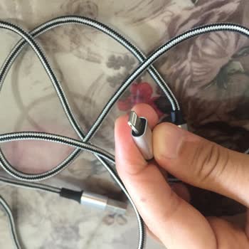 A101 Piranha 3352 Dual USB Kablo (iOS+Android)