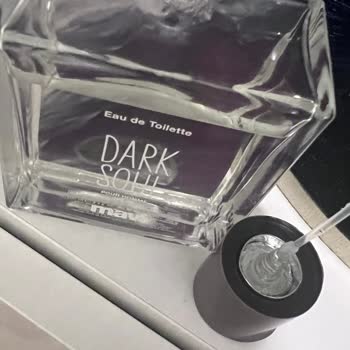 Mavi Parfüm Kapağı Hatası