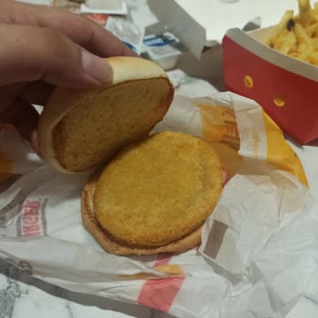 Burger King Eksik Malzeme Kullanımı Geç Teslimat Ve Özensiz İmalat