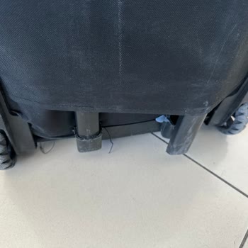 Kamil Koçta Valizim Kırıldı