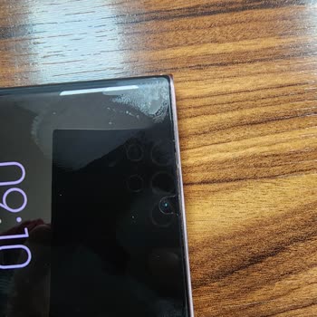 Spigen Türkiye Ürün Belirttikleri Gibi Uyumlu Değil