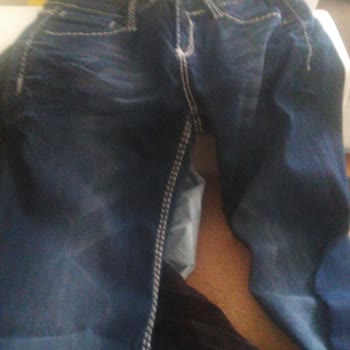 _alya. Butik_ (Instagram)