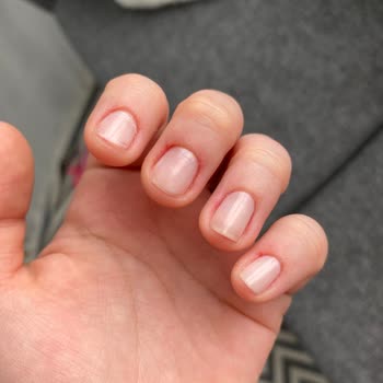 Eylül Öztürk Nail Spa Gebze Şubesindeki Manikür Hizmeti