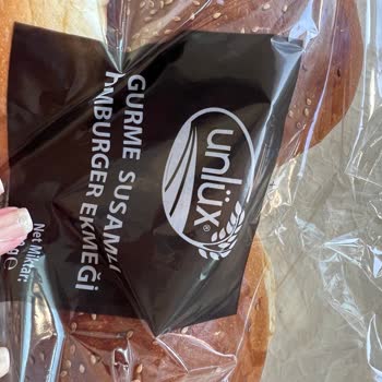 Başak Gıda Pazarlama Unlüx Gurme Hamburger Ekmeğinden Sinek Çıktı