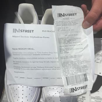 In Street Ayakkabı Ayağıma Vuruyor