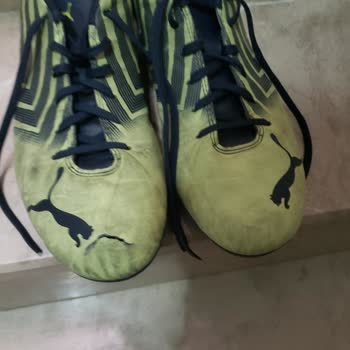 Toksöz Spor 3 Aylık Puma Krampon Yırtıldı