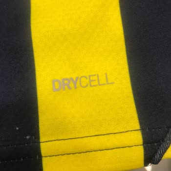 Fenerium'da Skandal Yeni Sezon Forma Ayıplı Ürün