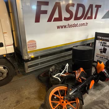 Fasdat Gıda Park Halindeki Motosikletime Çarpan Araç Sürücüsü İle İlgili Şikayetim