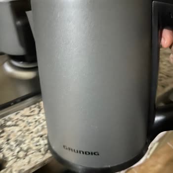 Grundig Marka Çay Makinesinde Paslanma Sorunu!