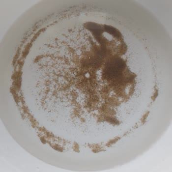 Bursa Büyükşehir Belediyesi Çeşmelerden Kumlu Su Akıyor