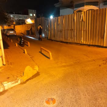 Fatih Belediyesi Belediyenin Koyduğu Dubalar Sebebiyle Kaza