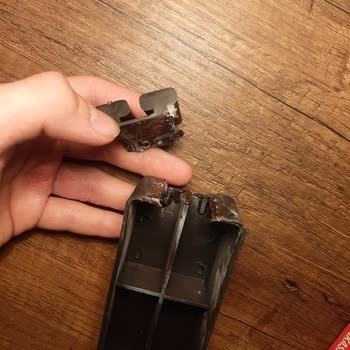 Kumtel Ktf-280 Vantilatör Ayağı Kırılıp Yere Düştü.