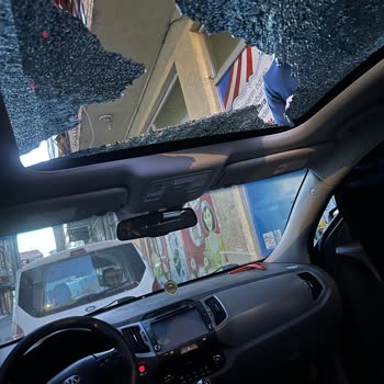 Kia Cam Tavan Patlaması