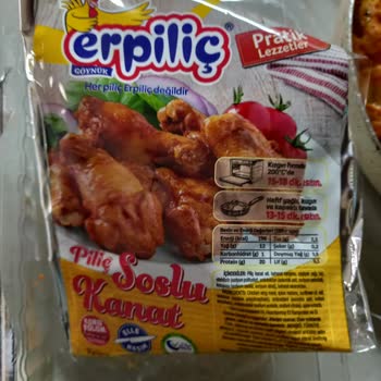 Erpiliç Soslu Tavuk Kanatında Tüyler