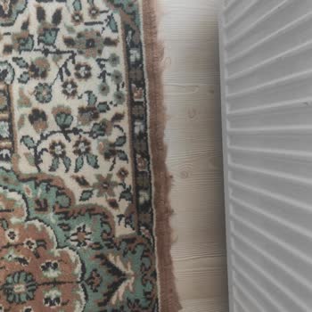 Beyaz Gül Halı Yıkama Halıya Verilen Zarar