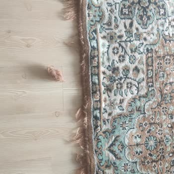 Beyaz Gül Halı Yıkama Halıya Verilen Zarar