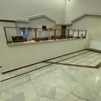 İstanbul Üniversitesi Tıp Fakültesi Odalar Boş Doktor Yok Kayıt Yeri Boş Vatandaş Mağdur Ediliyor