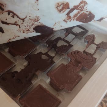 Nestle Çanakkale Migros'tan Bayram İçin Aldığım Çikolata Kalitesizliği