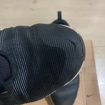 Boyner Çocuk Nike Ayakkabı Açılması