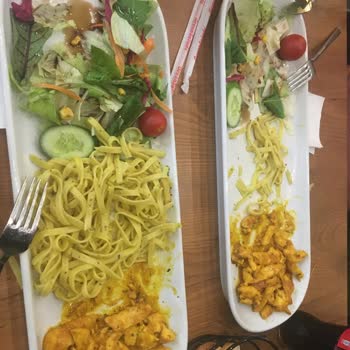 Green Salads Bu Kadar Kötü Olmamalıydı.