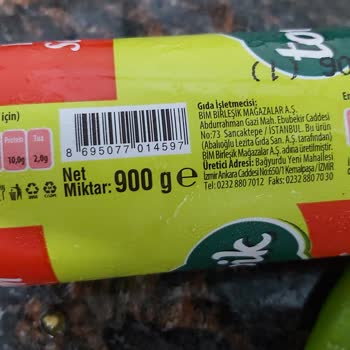 BİM'den Aldığım Tombik Salamdan Tavuk Tüyleri Çıktı