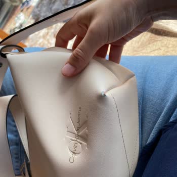 Calvin Klein 1 Ay Olmadan Canta Deri Atması