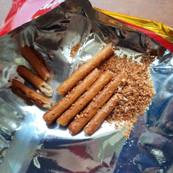 Ülker Susamlı Kraker Artık Susamsız Kraker Olmuş