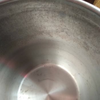 BİM Düdüklü Tenceresi Tek Kullanımda Paslandı