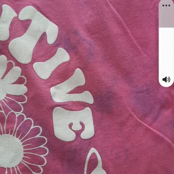 Maviden Alınan İlk Yıkamada Boyası Tüm Kıyafetlere Zarar Veren T-shirt