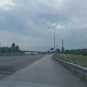 Yunus Atlar Oto Çekici Geleceğini Bildirdi Ve 2 Saat Bekletip Gelmedi