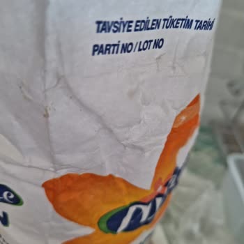 Şok Market Piyale Unu Kurtlu Satıyor