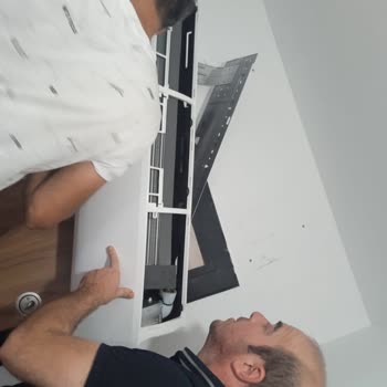 Beko Hatalı Montaj Büyük Dübele İnce Vida Atmış Lar