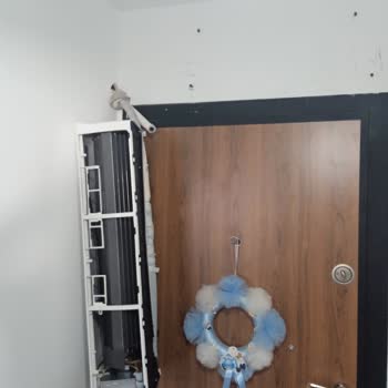 Beko Hatalı Montaj Büyük Dübele İnce Vida Atmış Lar