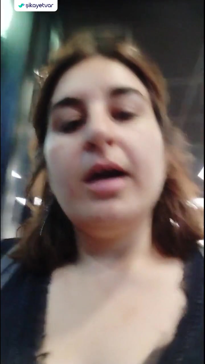 Burger King Vardiya Müdürü Hanımın Kalite Eğitimi Yetersizliği! videonun kapak resmi