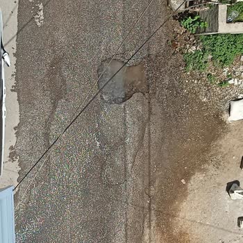 İzmir Büyükşehir Belediyesi Sokaktaki Su Kaçağı Ve Arıza Talebinin Dikkate Alınmaması