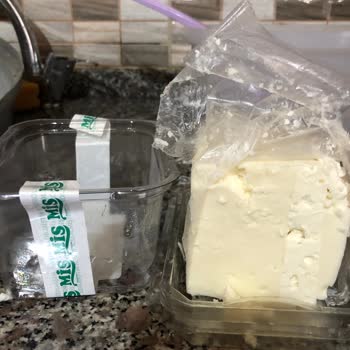 Şok Marketler Peynir İçinde Peynir
