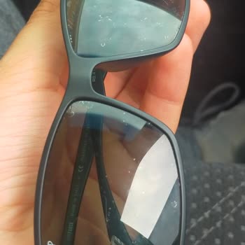 Rayban Güneş Gözlüğümün Camlarının Atma Yapması