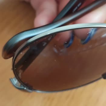 Atasun'dan Aldığım Rayban Gözlüğün Çerçevesi Soyuldu, Değişim Talep Ediyorum