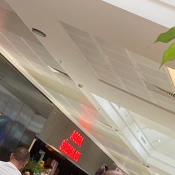 Agora Sinemaları Sinemadan Kovulduk Resmen