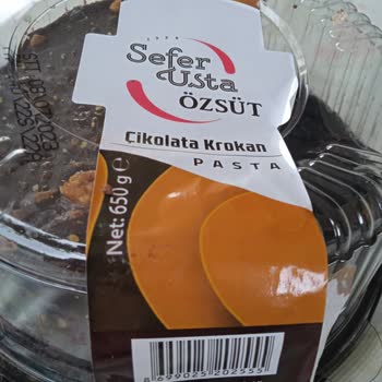 Özsüt Sefer Usta Pastası