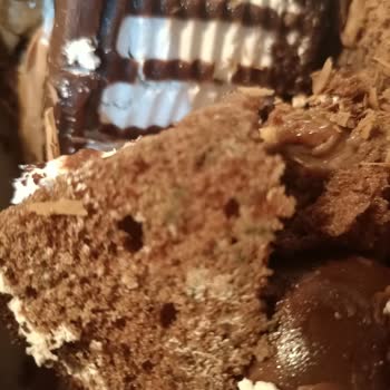 Piyano Pastaneleri Yaş Pasta Küflü