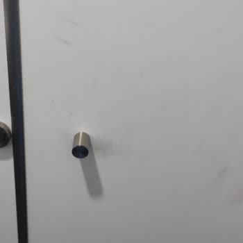 Aytemiz Akaryakıt Tuvaletin Pis Olması