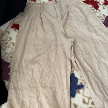 Stradivarius Keten Karışımlı Pantolon Leke Yaptı