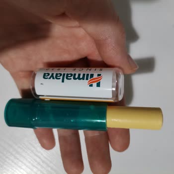 Himalaya Global Dudak Nemlendiricisinin Duruşu Ve İşlevi!